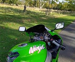 Kawasaki Zx7r 1996 - Image 5/6