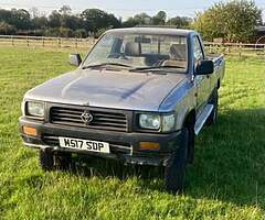 2001 Toyota Hilux