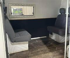 Sprinter camper van - Image 5/10