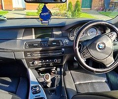 BMW520D 2011 - Image 6/10