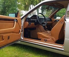 W124 coupe LHD.