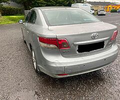 2010 Toyota avensis FOR BREAKING 2.0 DIESEL
