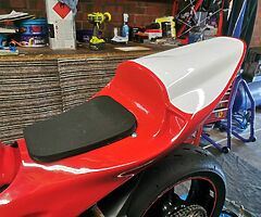 2004 Honda CBR - Image 4/10