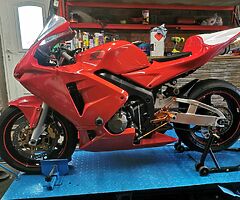 2004 Honda CBR - Image 7/10
