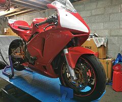 2004 Honda CBR - Image 8/10