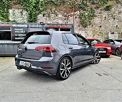 2017 Volkswagen Golf - Image 8/10