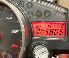 2015 Yamaha r6 - Image 8/9