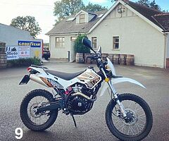 1990 Kawasaki KLR - Image 8/10
