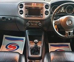 2011 Volkswagen Tiguan 2.0L TDI - Image 5/10