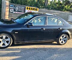 08 BLACK BMW 520D NCT
