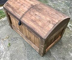 Hand Built Treasure Chest - Image 4/7