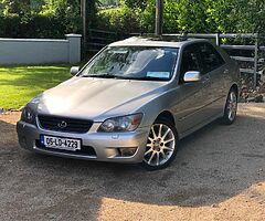 2005 Lexus  Is200