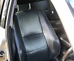 2005 Lexus  Is200 - Image 4/6