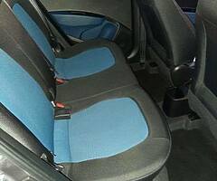 Hyundai i10 2017 (171) 1.0 Deluxe Hatchback Petrol Manual - Image 4/6