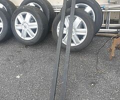 Roofbars