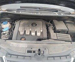 Vw touran 2,0 tDi - Image 4/7