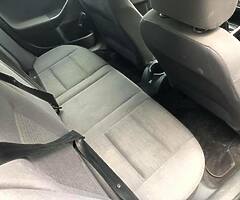 2005 Volkswagen Golf - Image 4/6