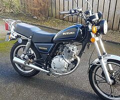 Suzuki gn125