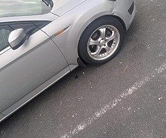 Car - Image 3/5