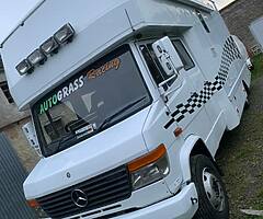 Mercedes 814d camper/ race truck