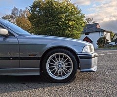 BMW E36 - Image 8/9