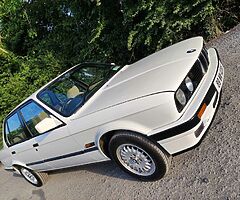 BMW 320i auto e30 automatic in alpine White tax and test - Image 10/10