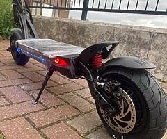 2021 Kaabo Mantis 10 Pro + - Image 5/8