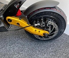 2021 Kaabo Mantis 10 Pro + - Image 8/8