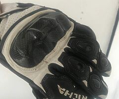 Men’s motorcycle boots and gloves - Image 6/6