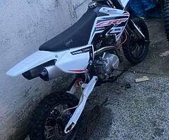 Stomp 140cc twin pipe