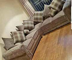 Brand new Universal corner sofa available on 30% OFF (Cash on delivery)