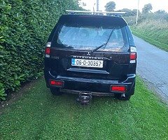 Mitsubishi pajero sport 2.5