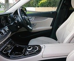 182 Mercedes E 220d