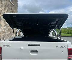 131 Toyota Hilux - Image 4/7
