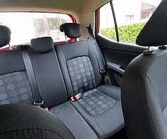 Hyundai i10 - Image 4/7