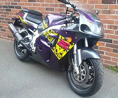 1996 Suzuki GSX-R - Image 5/9
