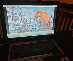 Dell Laptop werry good condition is working asisud including e 50 euro word camera 1080p full hd