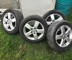 VW alloy wheels and tyres 205 55 R16