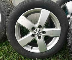VW alloy wheels and tyres 205 55 R16
