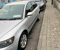 Volvo S40 - Image 4/10