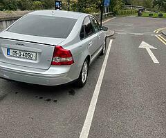 Volvo S40 - Image 8/10
