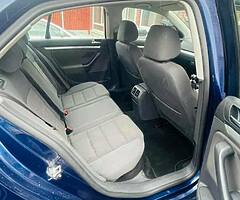 Volkswagen Jetta - Image 5/8