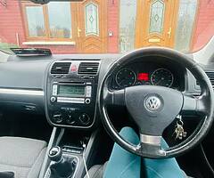 Volkswagen Jetta - Image 6/8