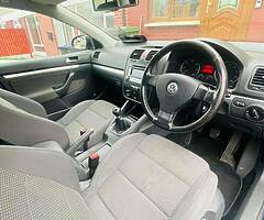 Volkswagen Jetta - Image 7/8