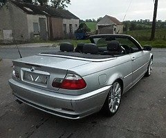 BMW 323i for PARTS - Image 3/7