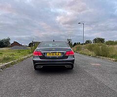 2015 Mercedes-Benz E-Class - Image 4/9