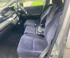 HONDA FRV 1.8 Petrol 6 Speed Manaul - Image 5/10