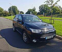 2015 Mitsubishi outlander phev gx4hs - Image 4/10