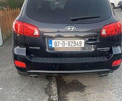 Hyundai santa fe automatic