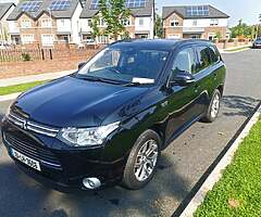 2015 Mitsubishi outlander phev gx4hs